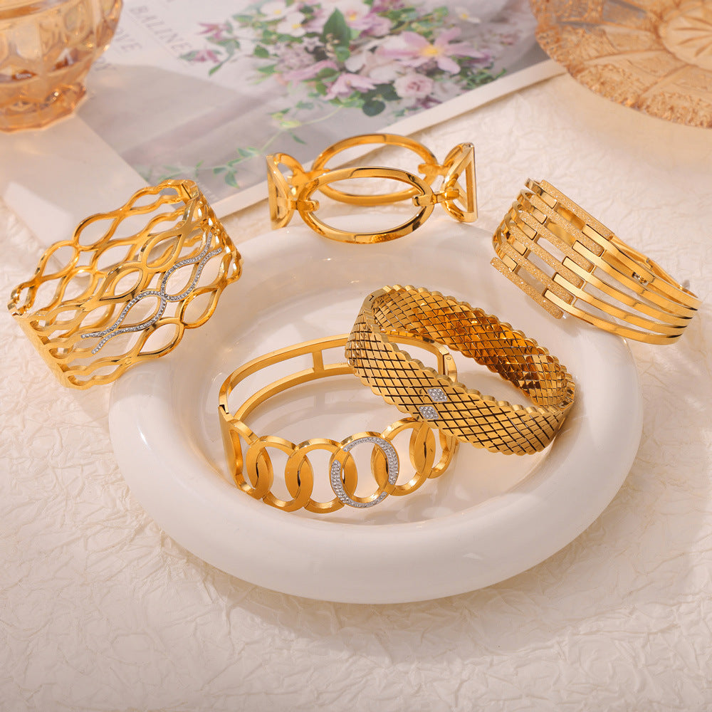 Fashion New Personalized Titanium Steel Gold-plated Diamond Geometric Bracelet