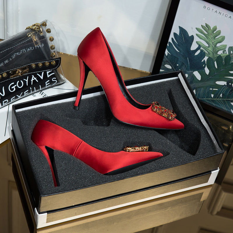 Luxury Satin High Heels with Crystal Detail – Elegant Party Pumps Black Satin pointed shoes