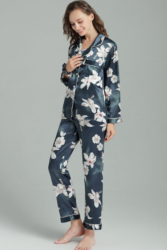 Luxurious Satin / Silk-Look Multi-Piece Pajama & Loungewear Set Pajamas and home wear ladies