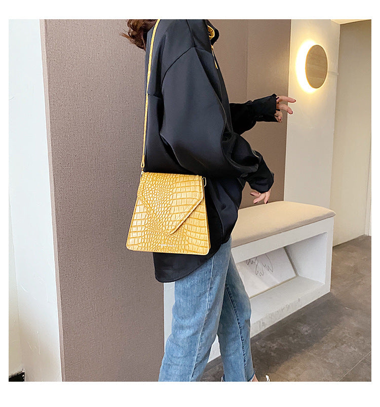 Everyday Chic Croc Effect Mini Messenger Bag Everyday Chic Croc Effect Mini Messenger Bag Shoulder Bag Black Crossbody Bag