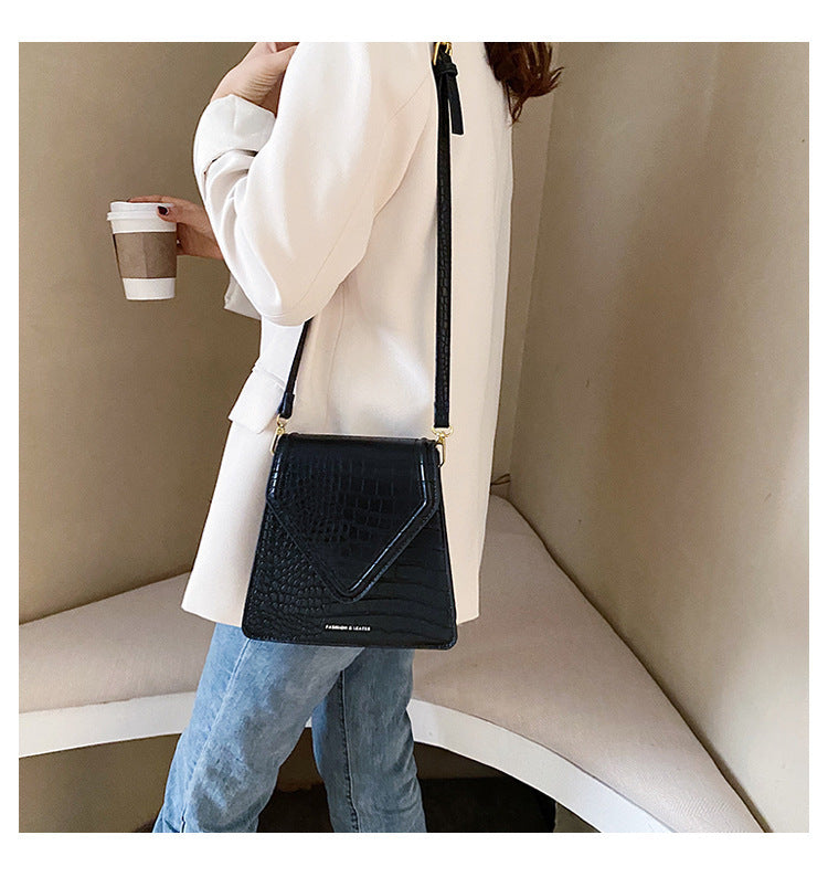 Everyday Chic Croc Effect Mini Messenger Bag Everyday Chic Croc Effect Mini Messenger Bag Shoulder Bag Black Crossbody Bag