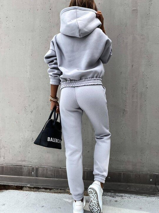 Chic Street Lounge Set – Cozy Meets Couture Women's New Hooded Sweatshirt Sports Suit
