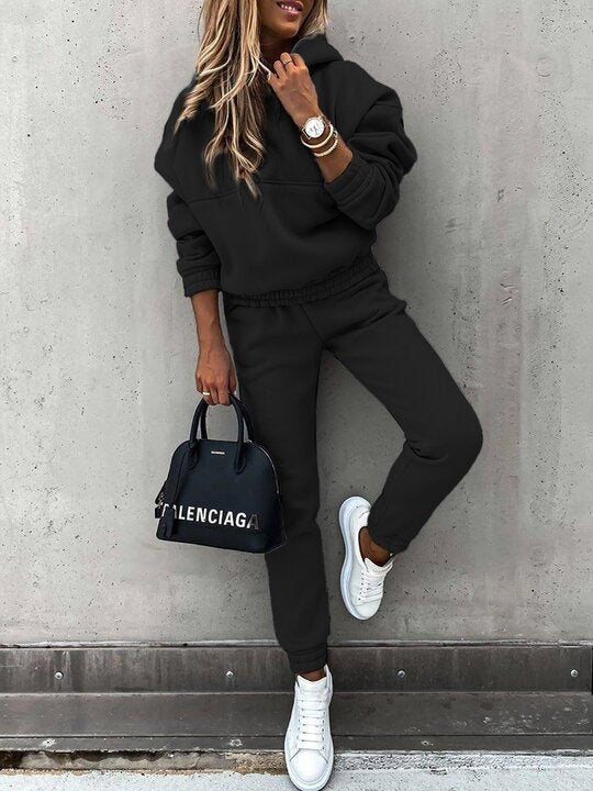 Chic Street Lounge Set – Cozy Meets Couture Women's New Hooded Sweatshirt Sports Suit