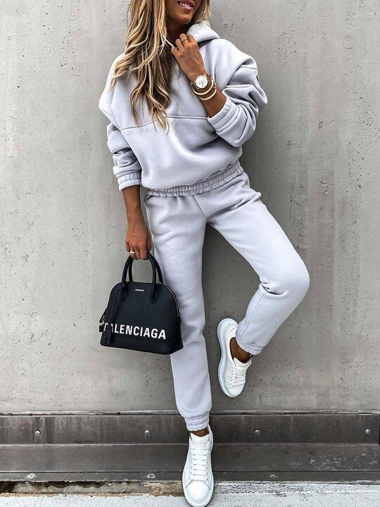 Chic Street Lounge Set – Cozy Meets Couture Women's New Hooded Sweatshirt Sports Suit