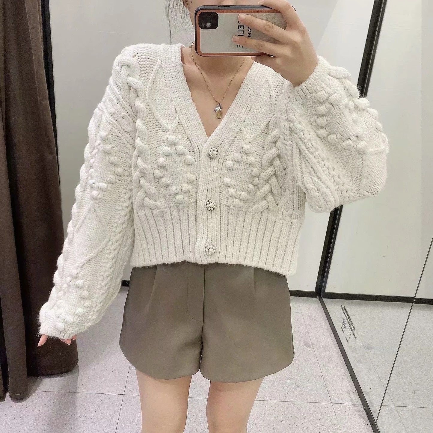 Chunky Knit Bubble Sleeve Cardigan – Cream Cable Knit with Button Front Women's Slimming Costume Button Knitted Jacket