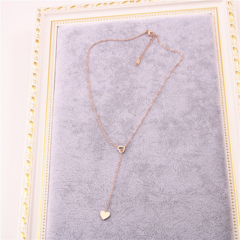 Elegant Gold / Rose Gold Tone Dropping Heart Necklace Long Pendant Heart-Shaped Necklaces Pendants For Women Simple Design Necklace Stylish Stainless Steel Jewelry Party Gift
