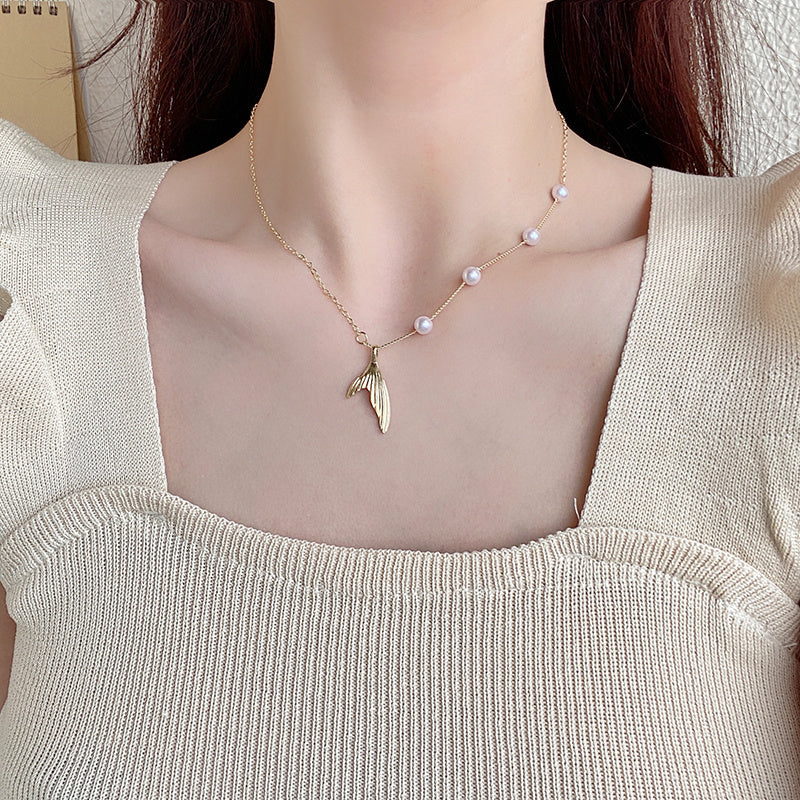Dainty Pearl Choker & Pendant Necklace Set Europe And The United States Niche Design Double Necklaces Retro Pearl Clavicle Chain Net Red Fashion Fishtail Pendant Necklace Women