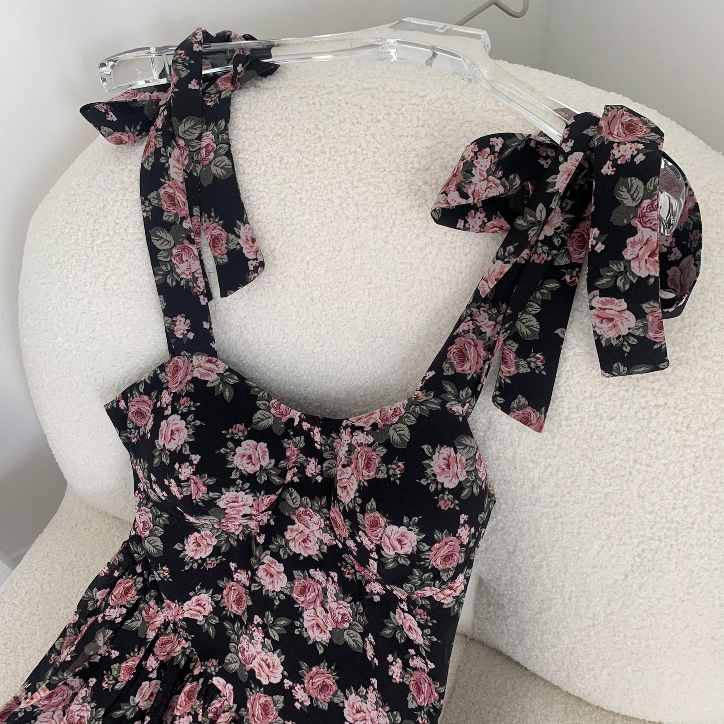 Cute Floral Print Tie-Shoulder Mini Dress Spicy World Rich Flowers Summer Women's New Floral Bow Sling Dress