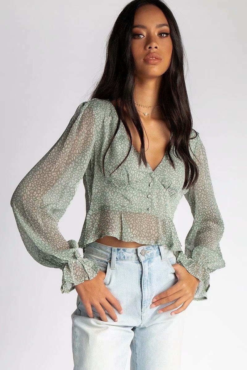 Loose And Thin French V-Neck Flared Sleeve Floral Crop Top