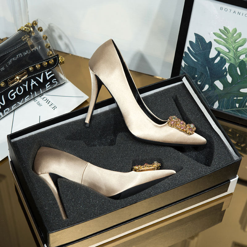 Luxury Satin High Heels with Crystal Detail – Elegant Party Pumps Black Satin pointed shoes