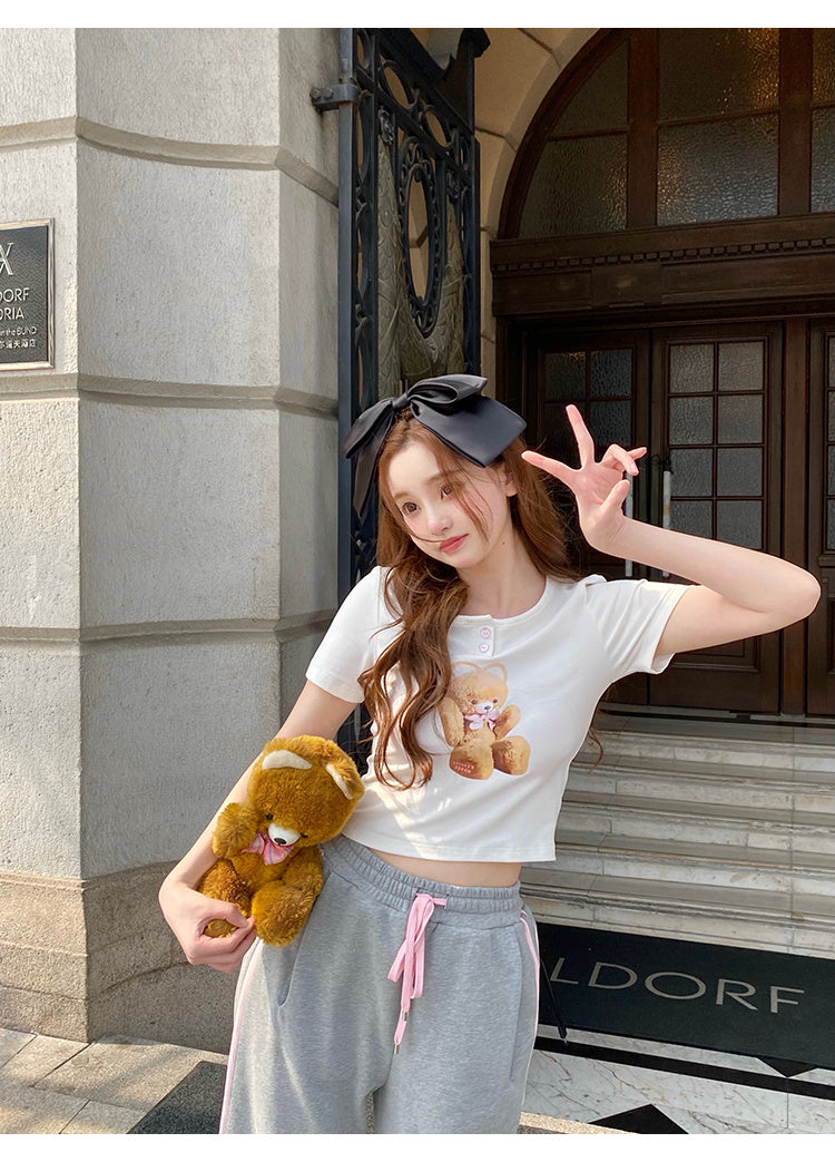 Cute Age Reduction Bear Print T-shirt Women's Spring Long Sleeves