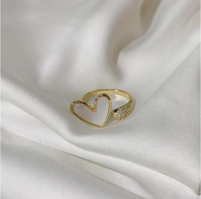 White Love Ring Microinlaid Zircon Opening Ring White Heart