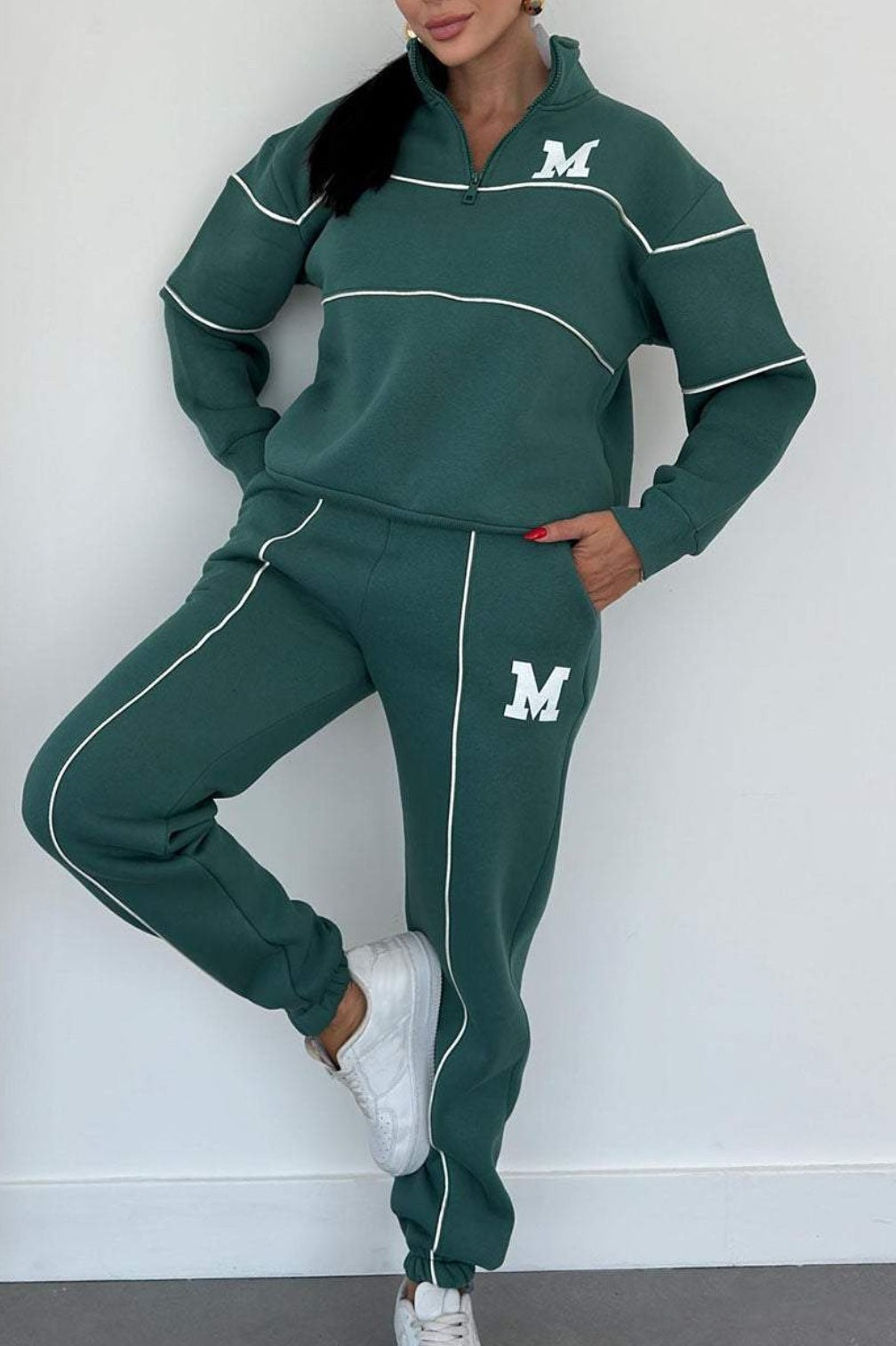 Michigan Varsity Lounge Set – Cozy Fit, Classic Edge Women's 2 Piece Outfits Lounge Hoodless Pullover Sweatshirt Sweatsuit Sets Sweatshirt Baggy Fashion Sweatpants With Pockets