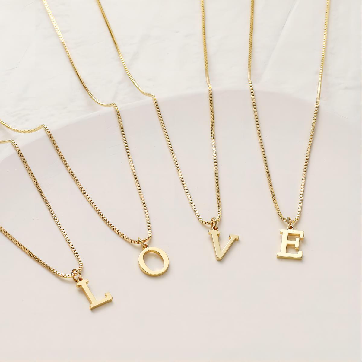 Elegant Gold Finish Monogram Necklace | Perfect Personalized Gift Copper-plated Gold Fashion Exquisite Personality All-matching