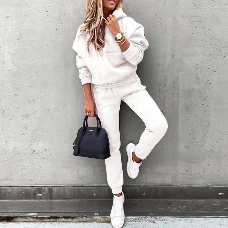 Chic Street Lounge Set – Cozy Meets Couture Women's New Hooded Sweatshirt Sports Suit