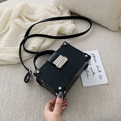 Shoulder Bag Fashion Rivet Leisure Box Bag