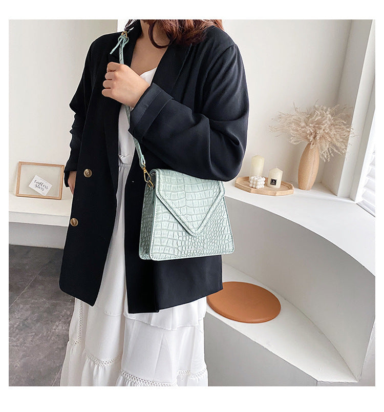 Everyday Chic Croc Effect Mini Messenger Bag Everyday Chic Croc Effect Mini Messenger Bag Shoulder Bag Black Crossbody Bag