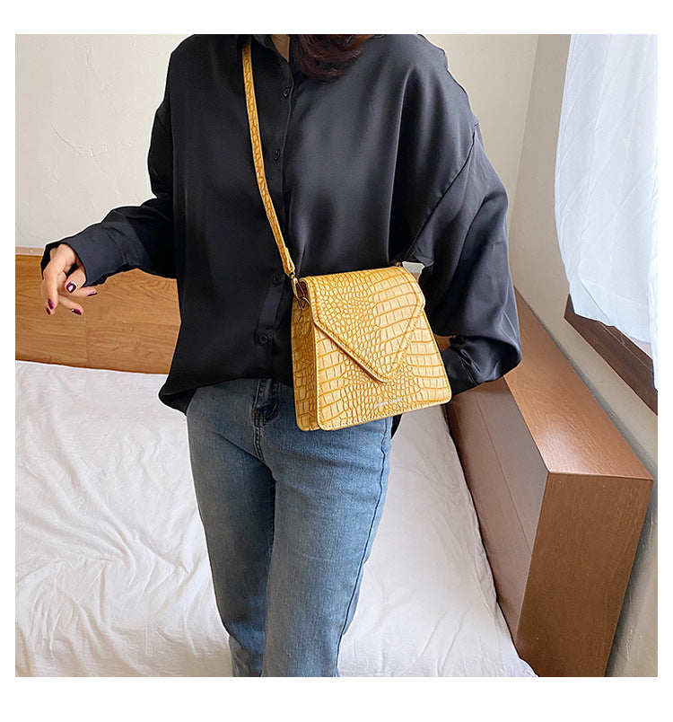 Everyday Chic Croc Effect Mini Messenger Bag Everyday Chic Croc Effect Mini Messenger Bag Shoulder Bag Black Crossbody Bag