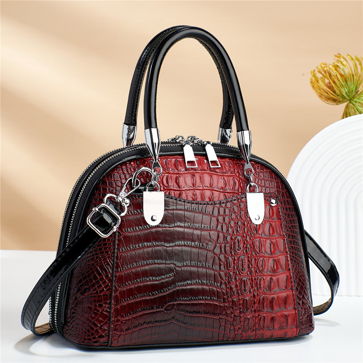 Retro Fashion Elegance Handbag