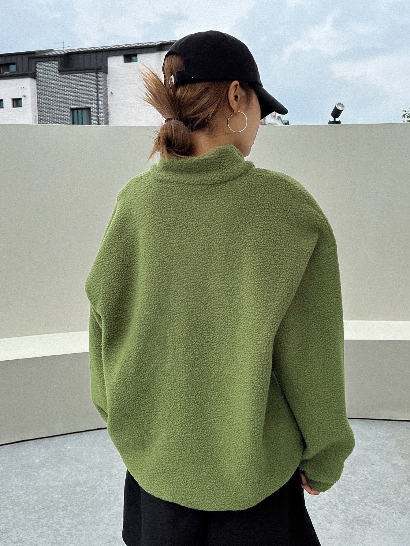 Patched Detail Drop Shoulder Half Zip Fleece Sweatshirt Long Sleeve Tops