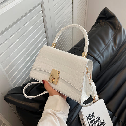 Stone Grain Messenger Bag Is Fashionable For Women's