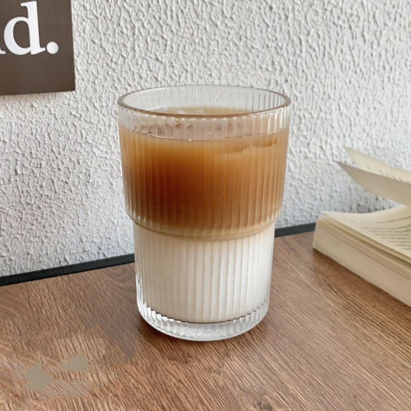 Aesthetic Striped Glass Cup for Cold Drinks Wind Stripe Coffee Mug With Straw With Lid Glass Handy Mug