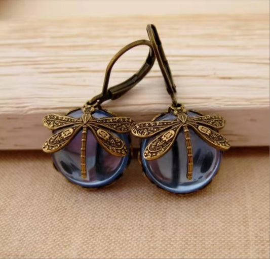 Vintage Dragonfly Earrings Fashion Gold Color Metal Carving Pattern Inlaid Multicolour Moonstone Drop Earrings For Women