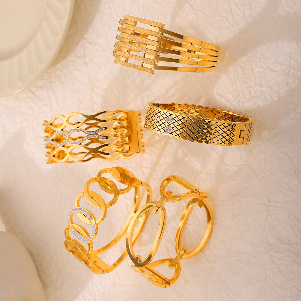 Fashion New Personalized Titanium Steel Gold-plated Diamond Geometric Bracelet