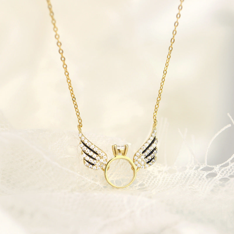 Winged Ring Pendant Necklace – Soar in Style with Sparkling Elegance Butterfly Jewelry Necklace Female Clavicle Chain
