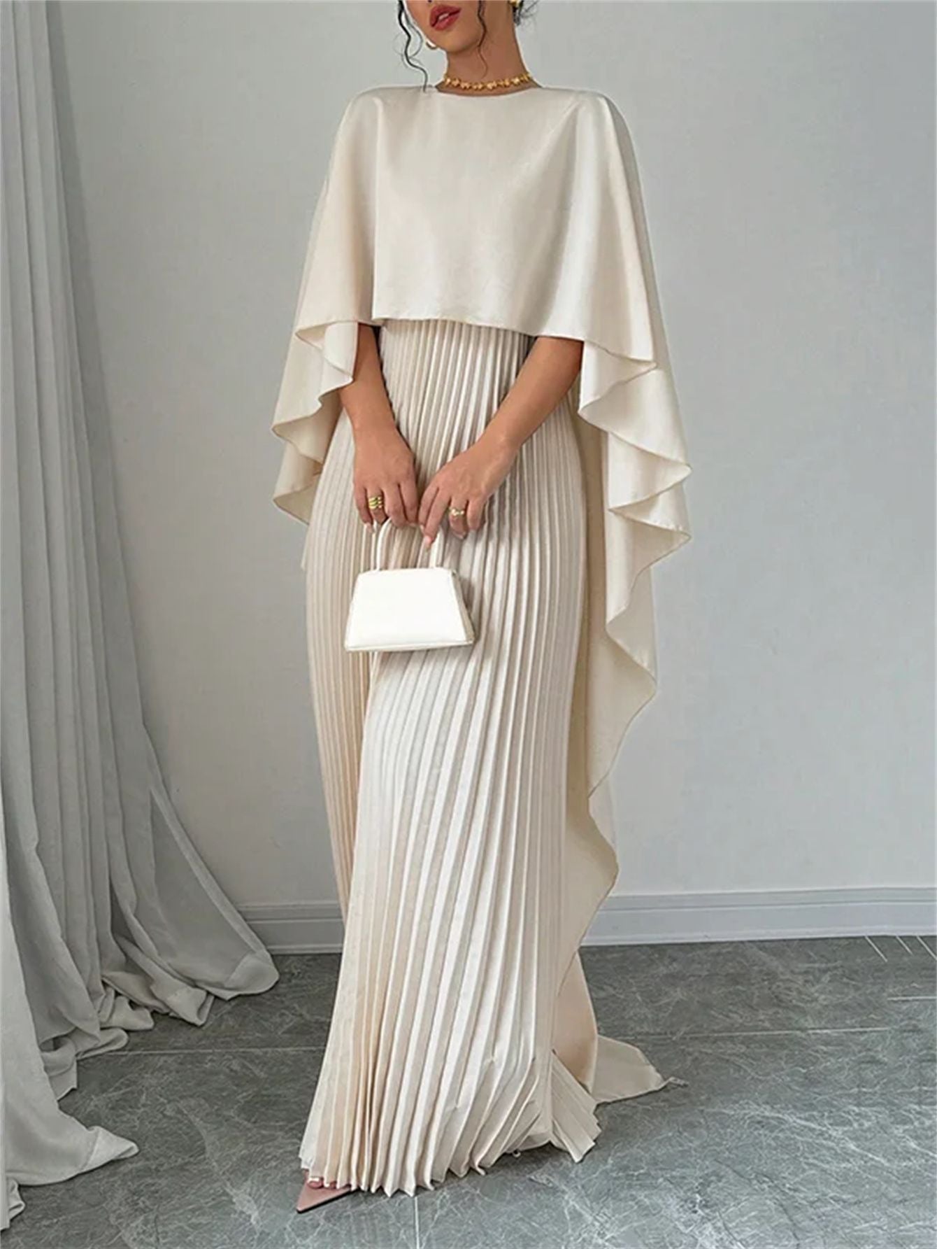 Elegant Pleated Kaftan Dress – Grace in Every Fold Women's Fashion Loose Batwing Sleeve Dress