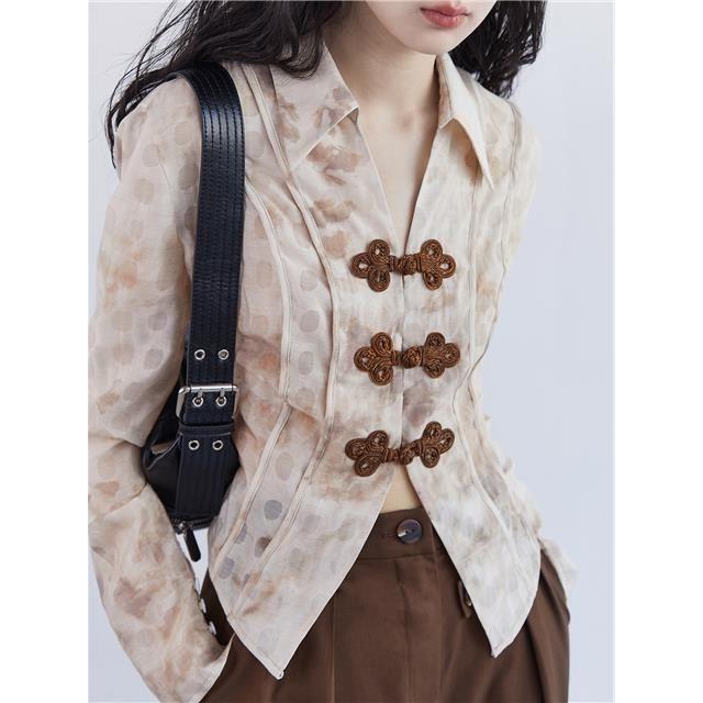 Slim-fit Top With Special-interest Design Buckle