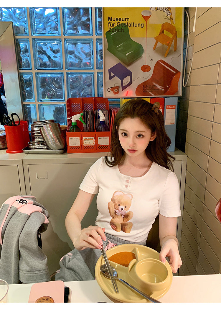 Cute Age Reduction Bear Print T-shirt Women's Spring Long Sleeves