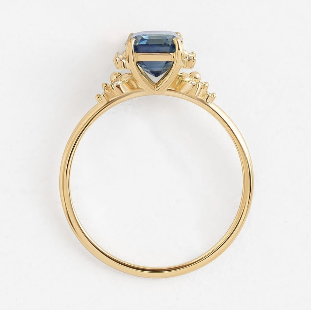 Luxurious Emerald Cut Sapphire Blue Gemstone Ring with Crystal Accents Simple Fashionable Dark Blue Zircon Ring Ornament