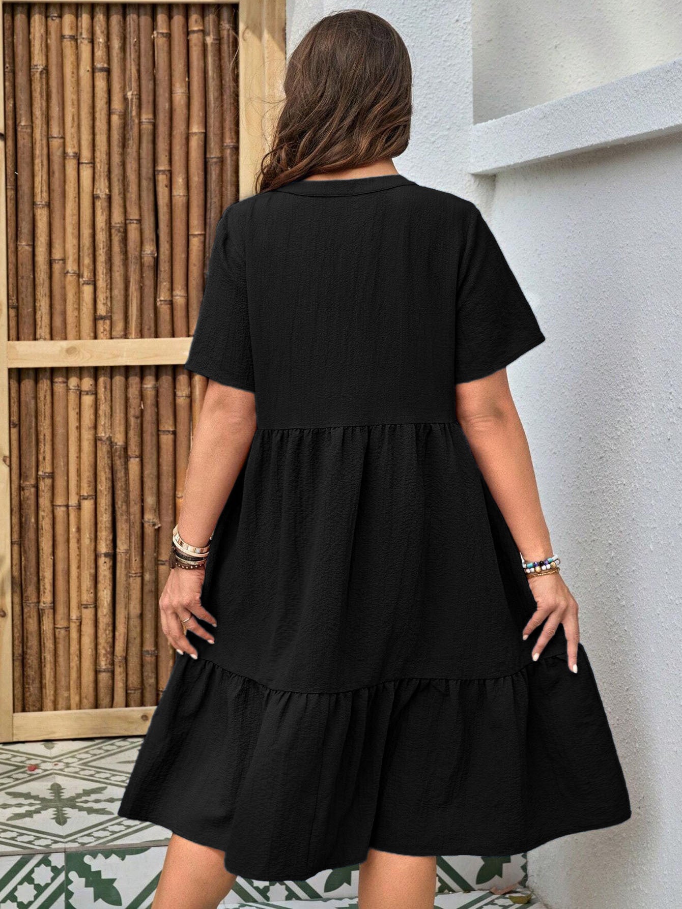 Plus Size Buttoned Dress - Summer Casual V-Neck Short Sleeve Midi Dress