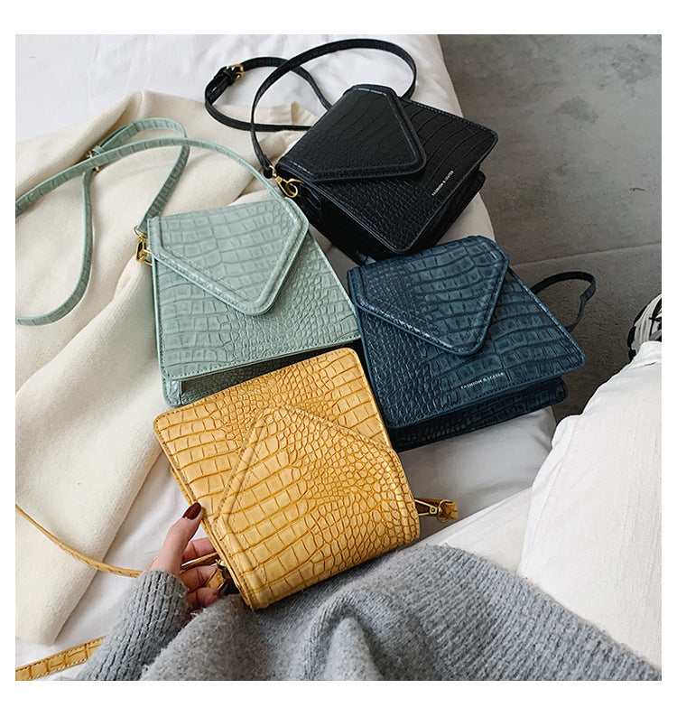Everyday Chic Croc Effect Mini Messenger Bag Everyday Chic Croc Effect Mini Messenger Bag Shoulder Bag Black Crossbody Bag