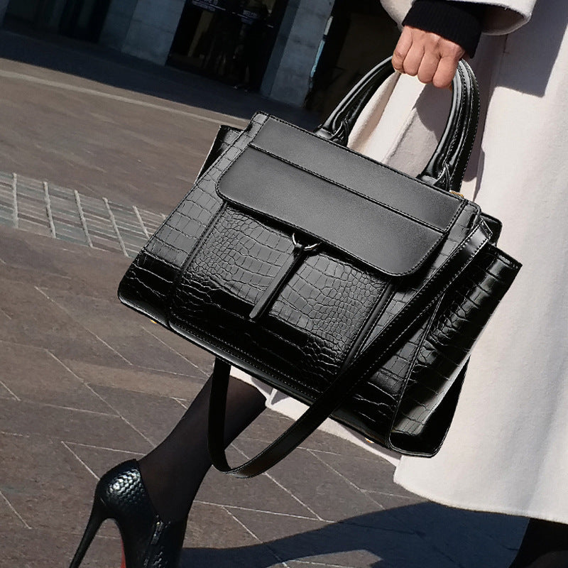 Elegant Black Croc-Embossed Top Handle Bag Women's New Fashion All Match Messenger Bag Large Capacity