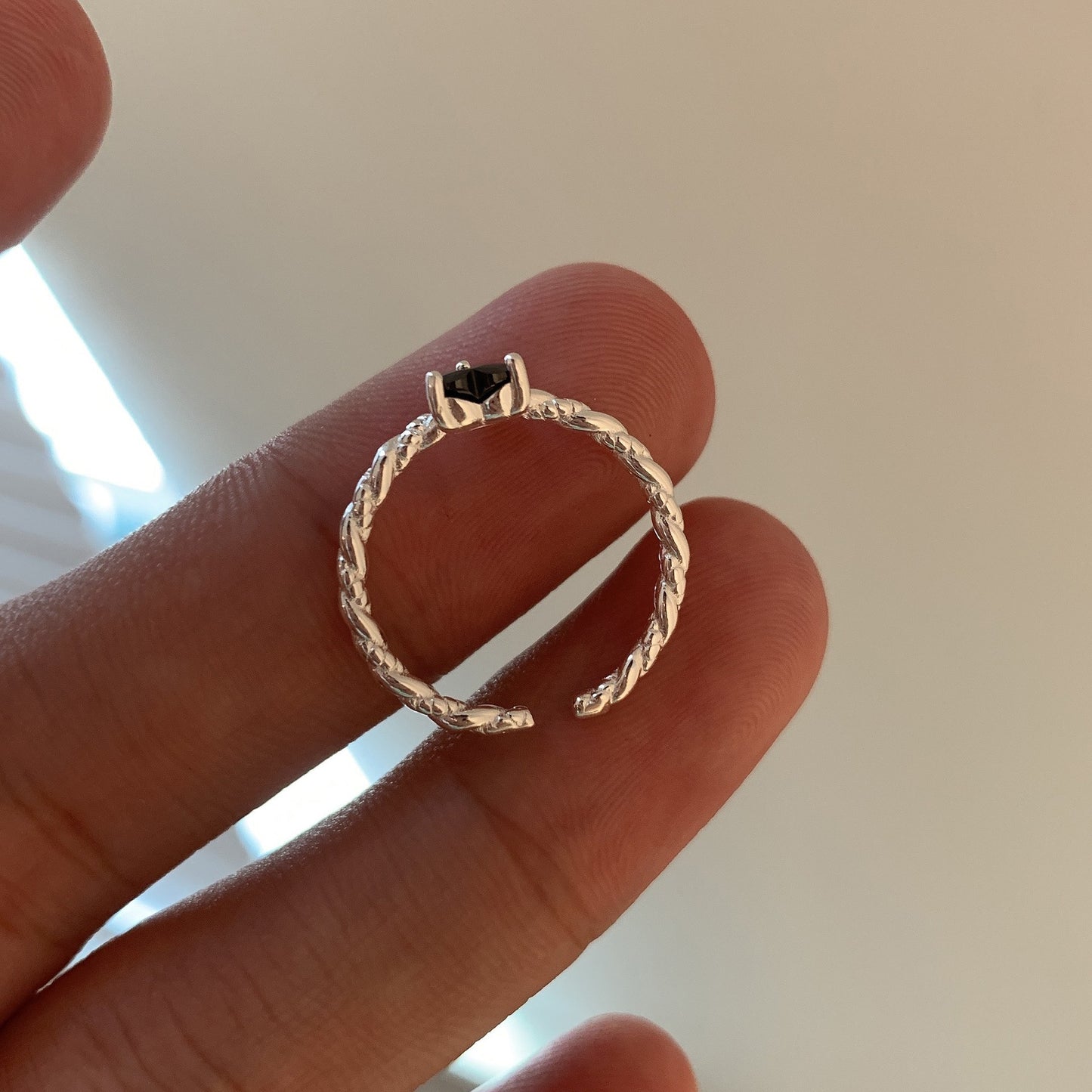 S925 Sterling Silver Black Zirconia Love Twist Ring For Women