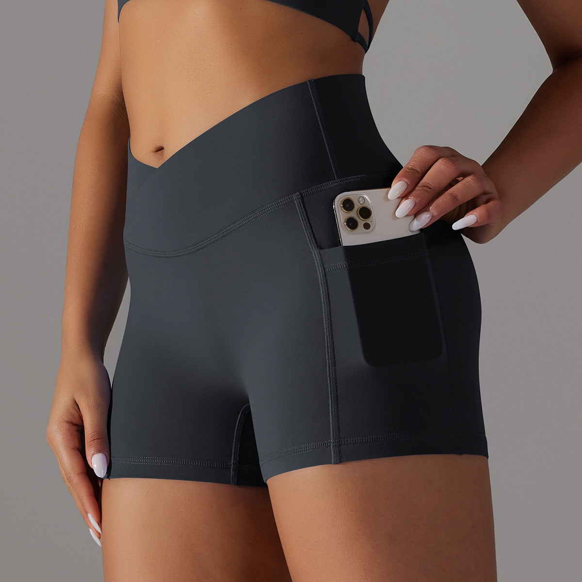 Sculpted Scrunch Shorts – Curve-Enhancing Fit with Pockets Yoga Shorts With Phone Pocket Design Fitness Sports Pants For Women Clothing