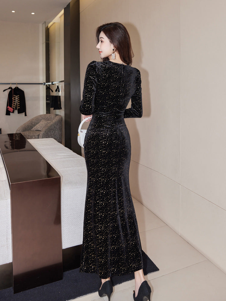 Luxurious Long Sleeve Bodycon Velvet Gown | Perfect for Evening & Parties