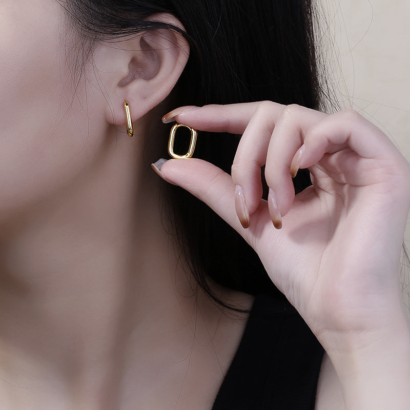 European And American Entry Lux U-shaped Earrings Female Simple Solid