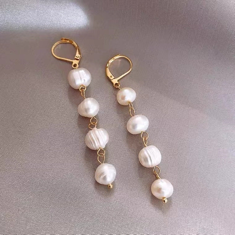Women's Simple And Natural Freshwater Pearl Pendant Earrings
