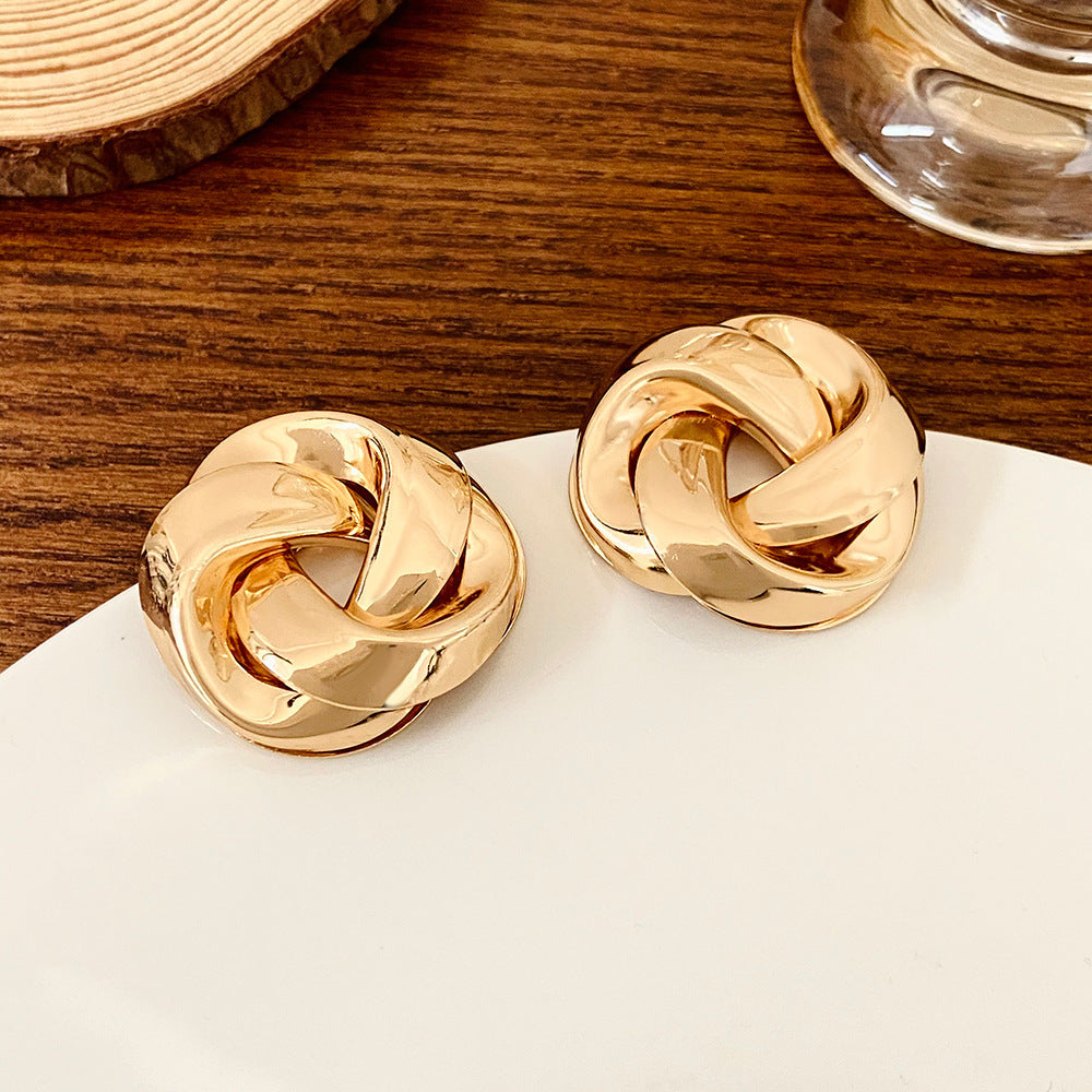 All-match Twisted Alloy Stud Earrings For Women