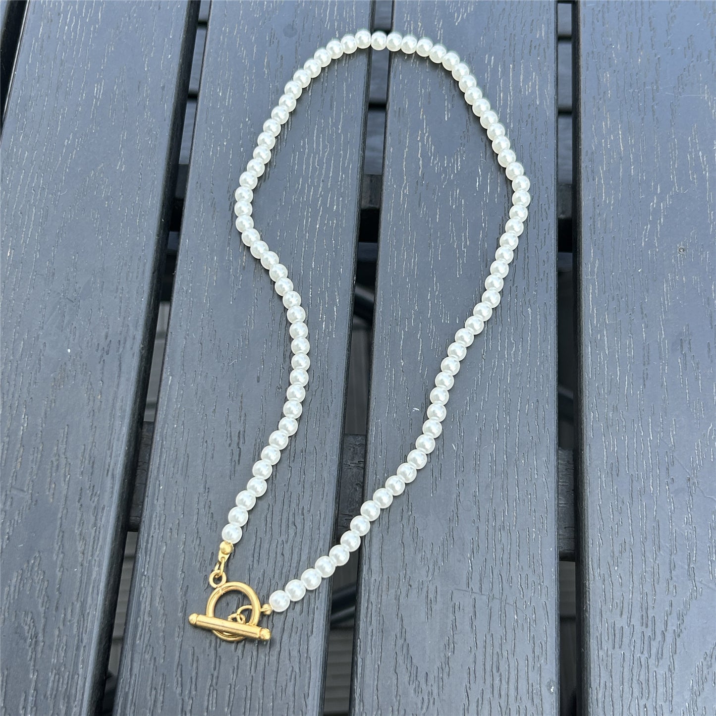 Classic Pearl Choker with Gold Toggle Clasp – Elegant Stainless Steel Necklace For Women's