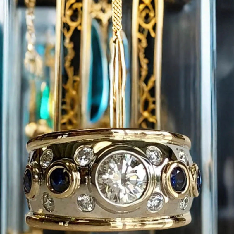 Regal Design Gold Plated Ring with Detailed Stone Setting Retro Style Shiny Cubic Zirconia Ring