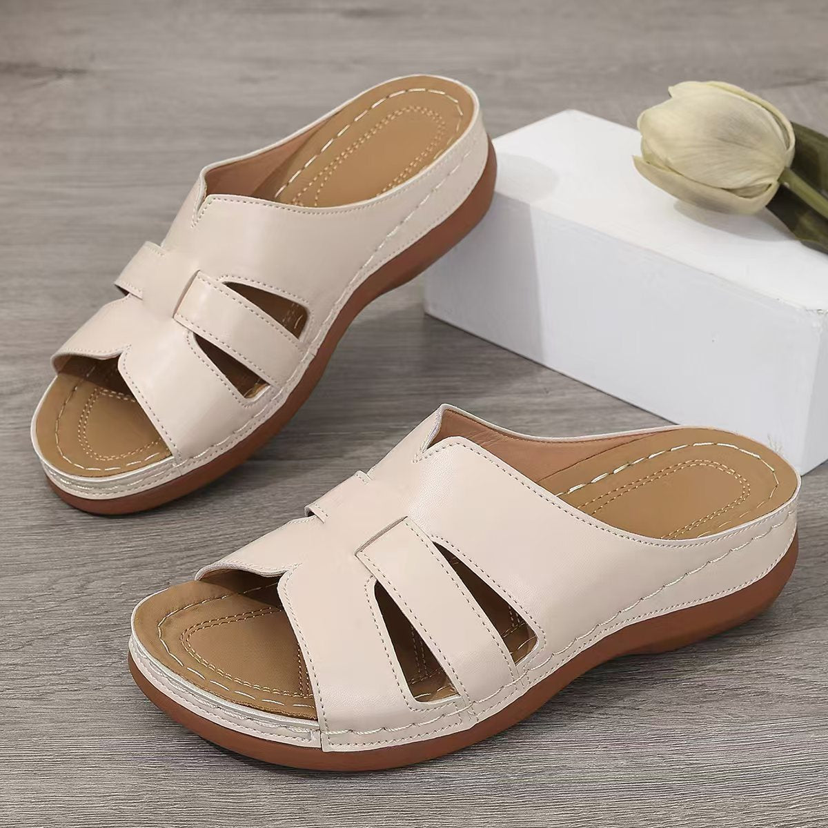 Everyday Comfort Slides – Simple, Stylish, and Supportive Plus Size Women's European And American Style Slippers