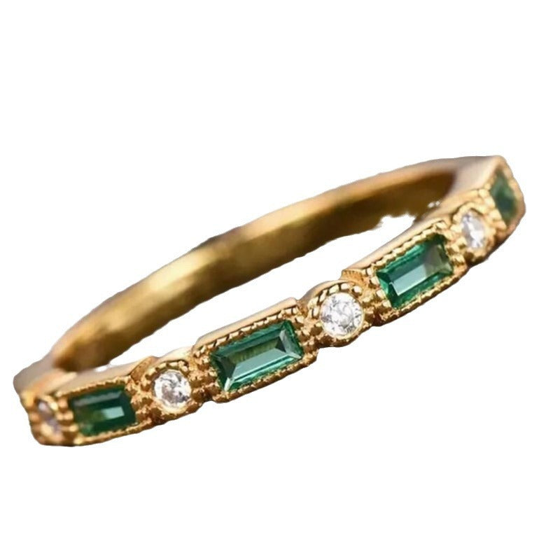 Elegant Green Emerald Cut & Round Gemstone Eternity Ring European And American High-grade Emerald Ring