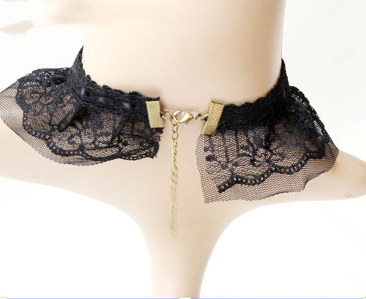 Lace Retro Wide Necklace Short Clavicle Necklace