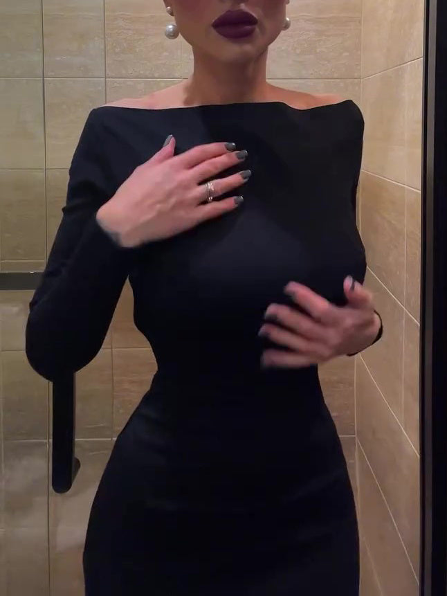 Black Backless Long Sleeve Maxi Dress
