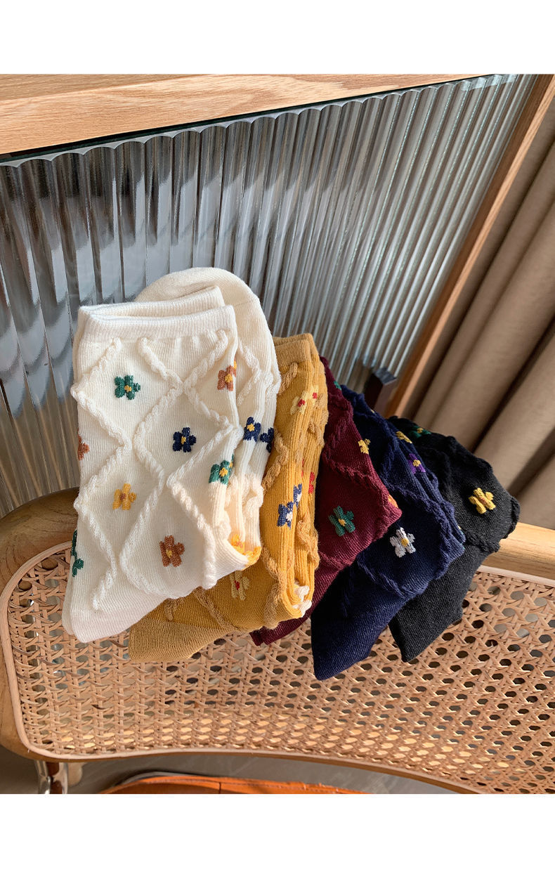 Socks Dongdaemun Rhombus Embossed Small Flowers