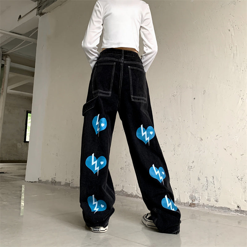 Unidrone Bolt Graphic Wide-Leg Jeans – Electric Street Energy Retro Love English Letters Loose Straight Mop Jeans For Men And Women